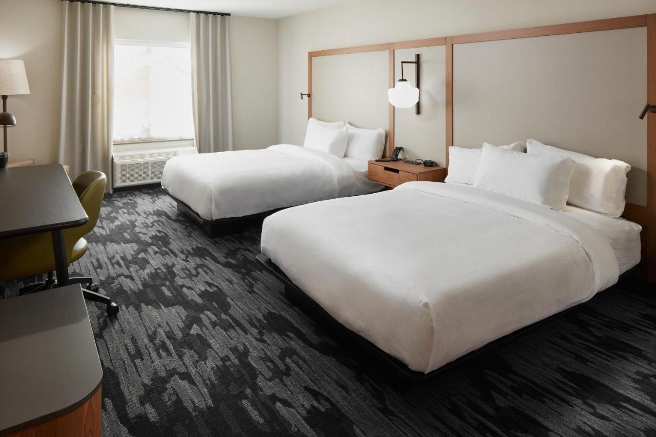 Fairfield Inn & Suites By Marriott Stony Creek Экстерьер фото