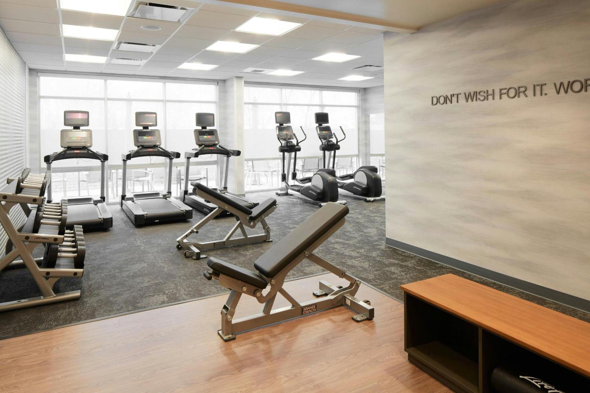 Fairfield Inn & Suites By Marriott Stony Creek Экстерьер фото